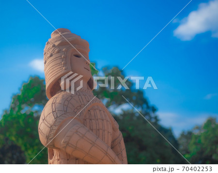 街中にある埴輪／今城塚古墳 70402253