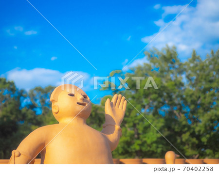 街中にある埴輪／今城塚古墳 70402258