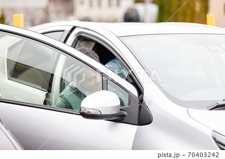 ドライブ 70403242