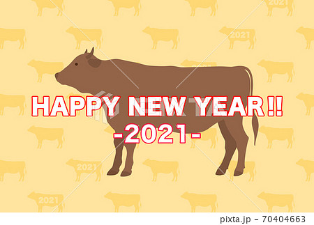 2021　年賀状　大きな牛とたくさん並ぶ牛のシルエットの年賀状 70404663