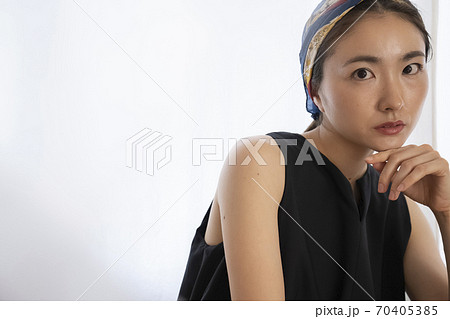 女性のポートレート 70405385