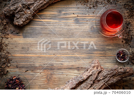 Cup of tea and dry tea leaves Cup of tea and dry tea leaves 70406010