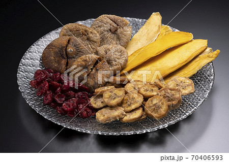 ドライフルーツ 70406593