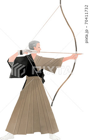 弓をひいている初老の男性 弓道のイラスト素材