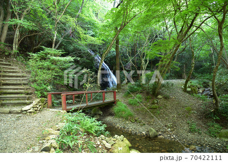 古屋不動滝の森林公園と中段の滝 岡山県真庭市 古屋不動滝の森林公園と中段の滝 岡山県真庭市 70422111