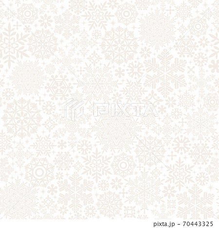 真っ白な雪の結晶とドイリーの背景 ウィンターセールのイラスト素材