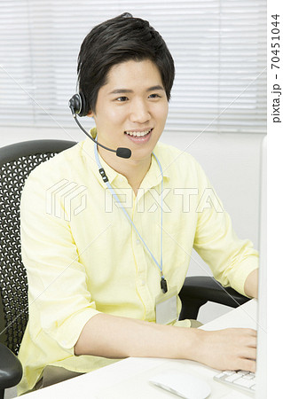 男性オペレーター 70451044