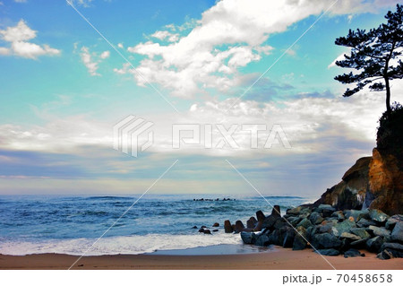日本・茨城県十王町 鵜の岬の風景1 伊師浜海水浴場 日本・茨城県十王町 鵜の岬の風景1 伊師浜海水浴場 70458658