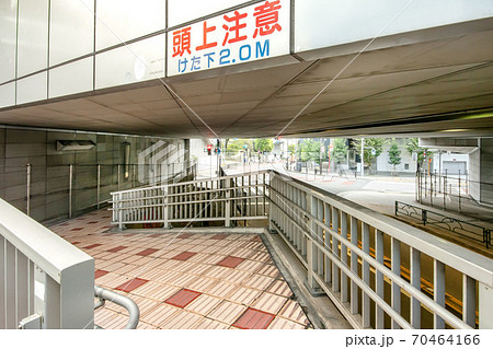 東京都港区赤坂の乃木坂陸橋 70464166