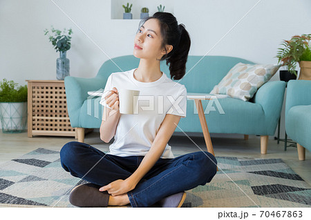 女性 女の人 女 70467863
