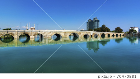 Adana city center, located on the banks of the Seyhan River, looks beautiful with a large mosque Adana city center, located on the banks of the Seyhan River, looks beautiful with a large mosque 70470881