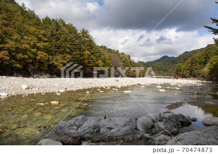 雪岳山 ベクダム谷 風景 70474873