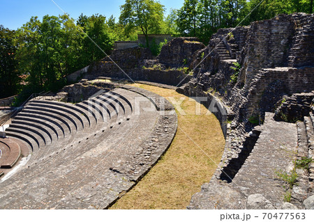 フランス・リヨン、古代ローマ劇場の遺跡 フランス・リヨン、古代ローマ劇場の遺跡 70477563