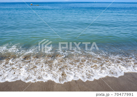 （神奈川県）一色海岸の夏景色 70477991