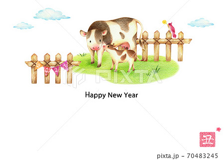 年賀状21 牧場の牛の親子 手描き色鉛筆画 横のイラスト素材