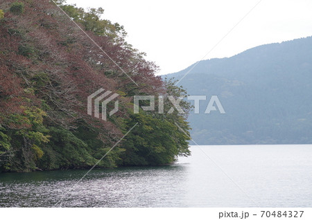 箱根の芦ノ湖 箱根の芦ノ湖 70484327