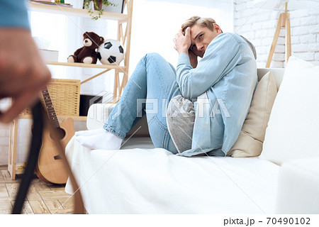 Son covers and hides from violence. Son covers and hides from violence. 70490102