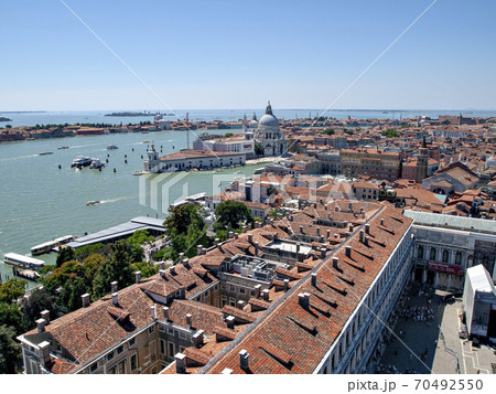 イタリアのベニス風景 70492550