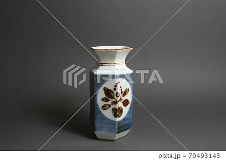 鉄絵 染付 小花瓶 骨董品 鉄絵 染付 小花瓶 骨董品 70493145