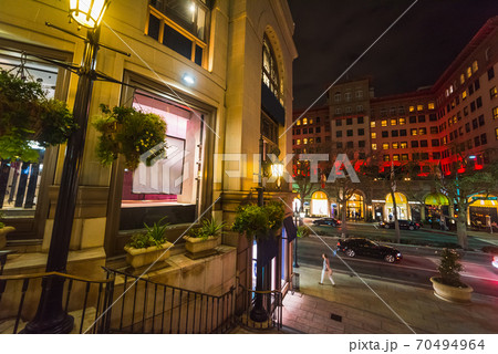 Detail of Beverly Hills at night 70494964