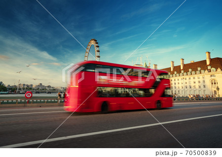 double decker bus, Westminster Bridge, London, UK 70500839
