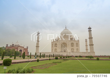 インド アグラ 世界遺産 タージ・マハル / Taj Mahal, Agra, India インド アグラ 世界遺産 タージ・マハル / Taj Mahal, Agra, India 70507746