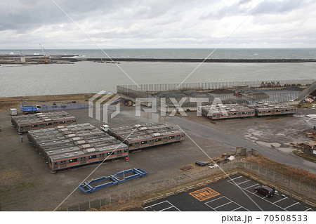 インドネシアへ旅立つ武蔵野線205系電車（2019年12月） 70508533