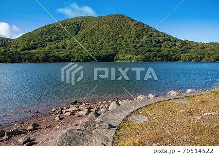 県立赤城公園　地蔵岳　赤城神社境内からの景色　初秋の風景 70514522