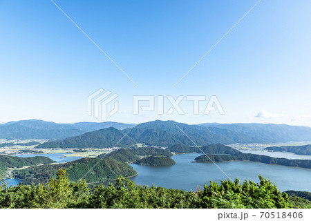 福井県・三方五湖　山頂公園からの眺望 70518406