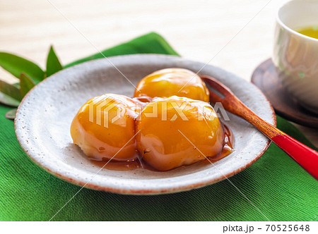 大きなみたらし団子 70525648