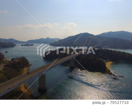 伯方・大島大橋(瀬戸内しまなみ海道)〜ドローンで空撮（愛媛県今治市伯方町） 70527710