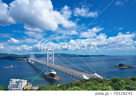 【大鳴門橋】 徳島県鳴門市鳴門町土佐泊浦福池 70528245