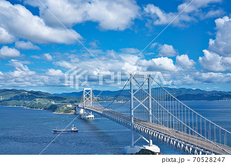 【大鳴門橋】 徳島県鳴門市鳴門町土佐泊浦福池 70528247