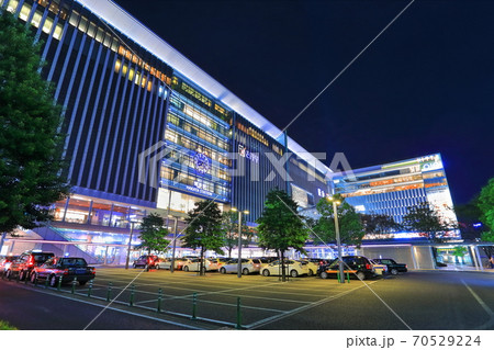 【福岡県】JR博多駅の夜景 70529224