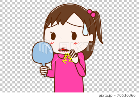 A girl whose lips are dry and dry and hurts 70530366