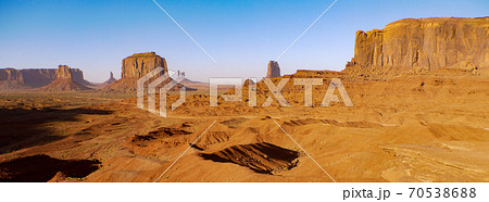 西部劇の舞台・モニュメントバレー 70538688