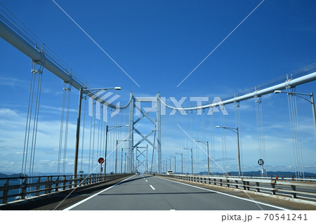 夏空と瀬戸大橋 夏空と瀬戸大橋 70541241