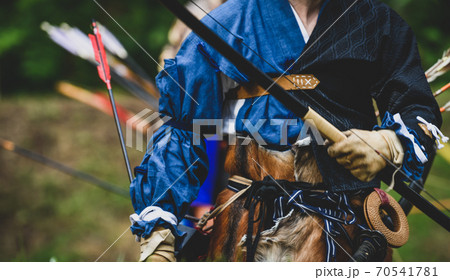 流鏑馬の射手 流鏑馬の射手 70541781
