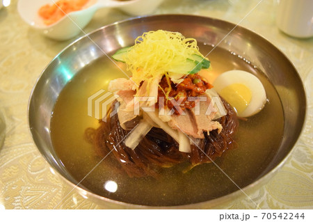 見た目も美しい平壌冷麺 見た目も美しい平壌冷麺 70542244