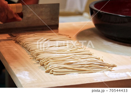 そば打ち 包丁で切る Making Cutting Japanese Soba Noodle そば打ち 包丁で切る Making Cutting Japanese Soba Noodle 70544433