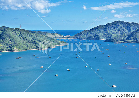 【四方見展望台よりウチノ海】 徳島県鳴門市瀬戸町中島田東山 【四方見展望台よりウチノ海】 徳島県鳴門市瀬戸町中島田東山 70548473