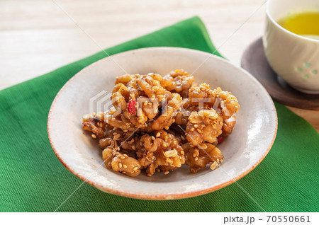 くるみと雑穀の甘煮 70550661