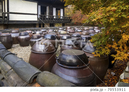 容認民俗村 韓屋 秋 70553911