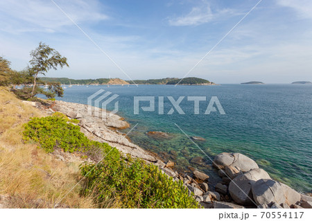 Landscape nature scenery view of Beautiful tropical sea with Sea coast view in summer season. Landscape nature scenery view of Beautiful tropical sea with Sea coast view in summer season. 70554117