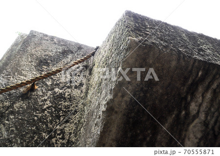 石の宝殿 御神体（兵庫県 高砂市 生石神社） 70555871