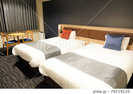 ツインルーム　ベッドルーム　シングルベッド 70559220