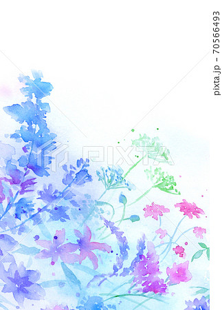 透明水彩で描いた幻想的な花の背景 青紫 はがきサイズ比率 のイラスト素材