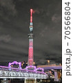 東京スカイツリーとすみだリバーウォークのイルミネーション夜景 70566804
