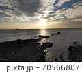 南房総のカフェからの夕日の眺望 70566807