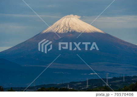 【静岡県函南町】伊豆から眺める、富士山 【静岡県函南町】伊豆から眺める、富士山 70570406